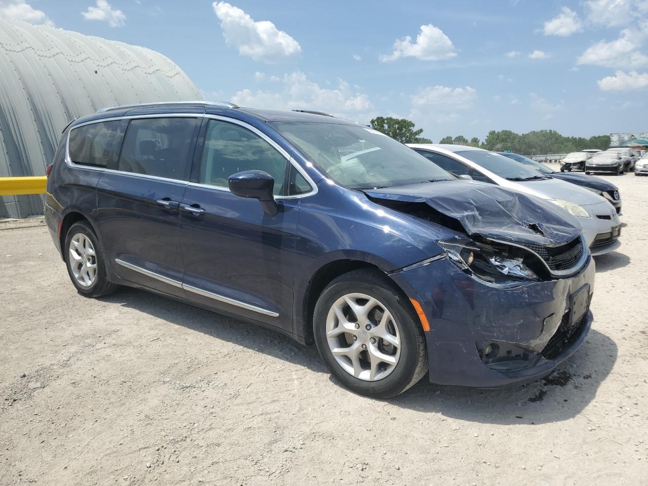 2018 Chrysler Pacifica Touring l Plus