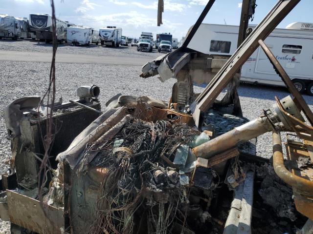 1999 Freightliner Chassis M Line WALK-IN Van