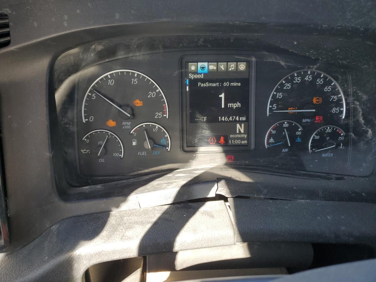 2025 Freightliner Cascadia 126 Semi Truck