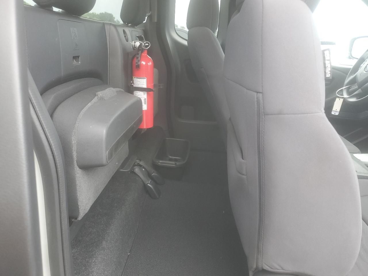 2023 Nissan Frontier s