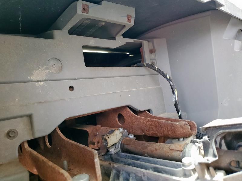 2013 Ford Econoline E350 Super Duty Cutaway Van