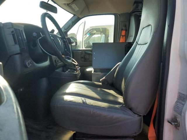 2015 Chevrolet Express G2500