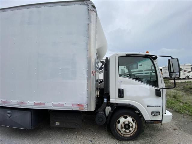 2017 Isuzu NRR