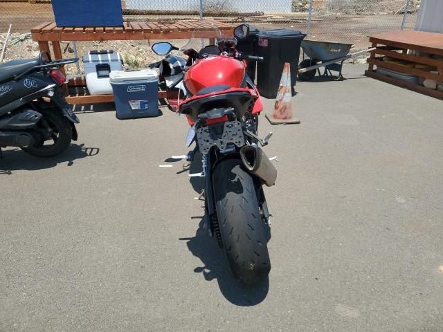 2024 BMW S 1000 RR