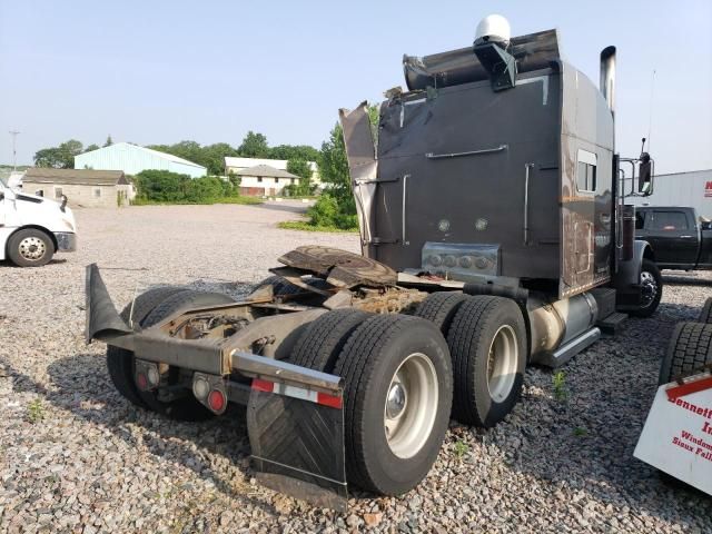 2007 Peterbilt 379 Semi Truck