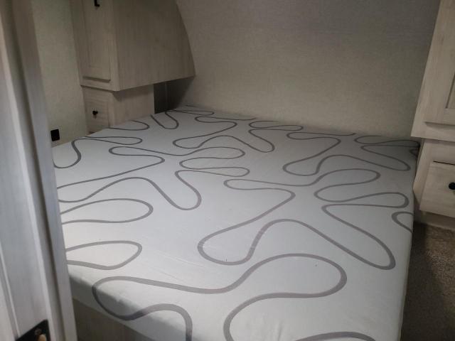 2022 Foresriver Silver Lake Towable