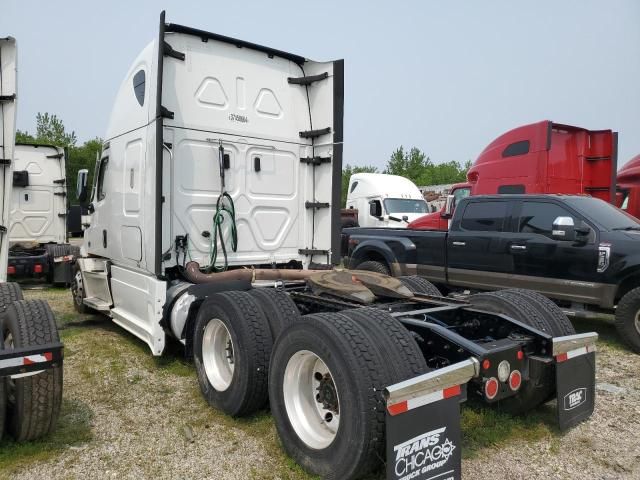 2021 Freightliner Cascadia 126