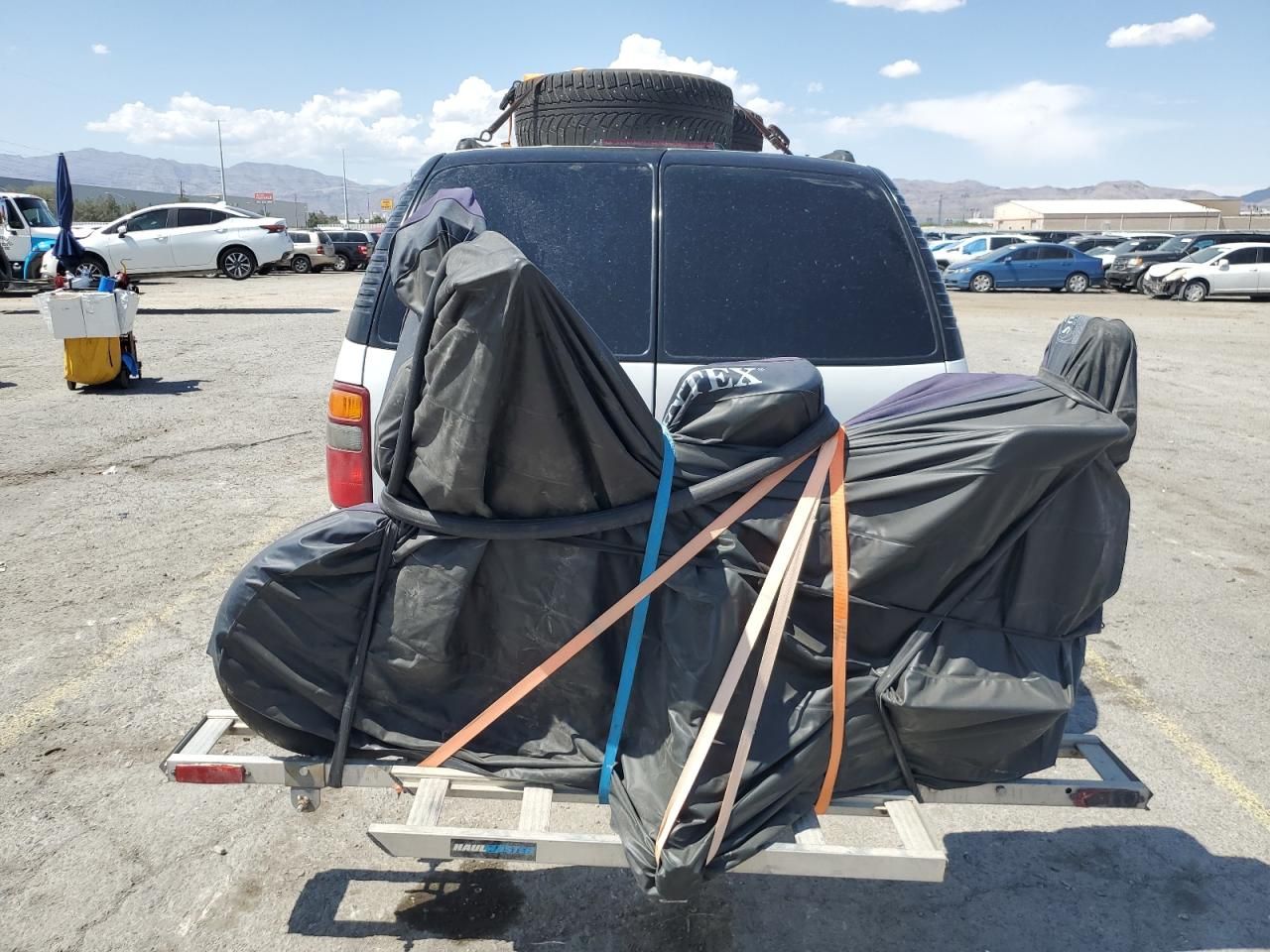 2003 Chevrolet Suburban C1500