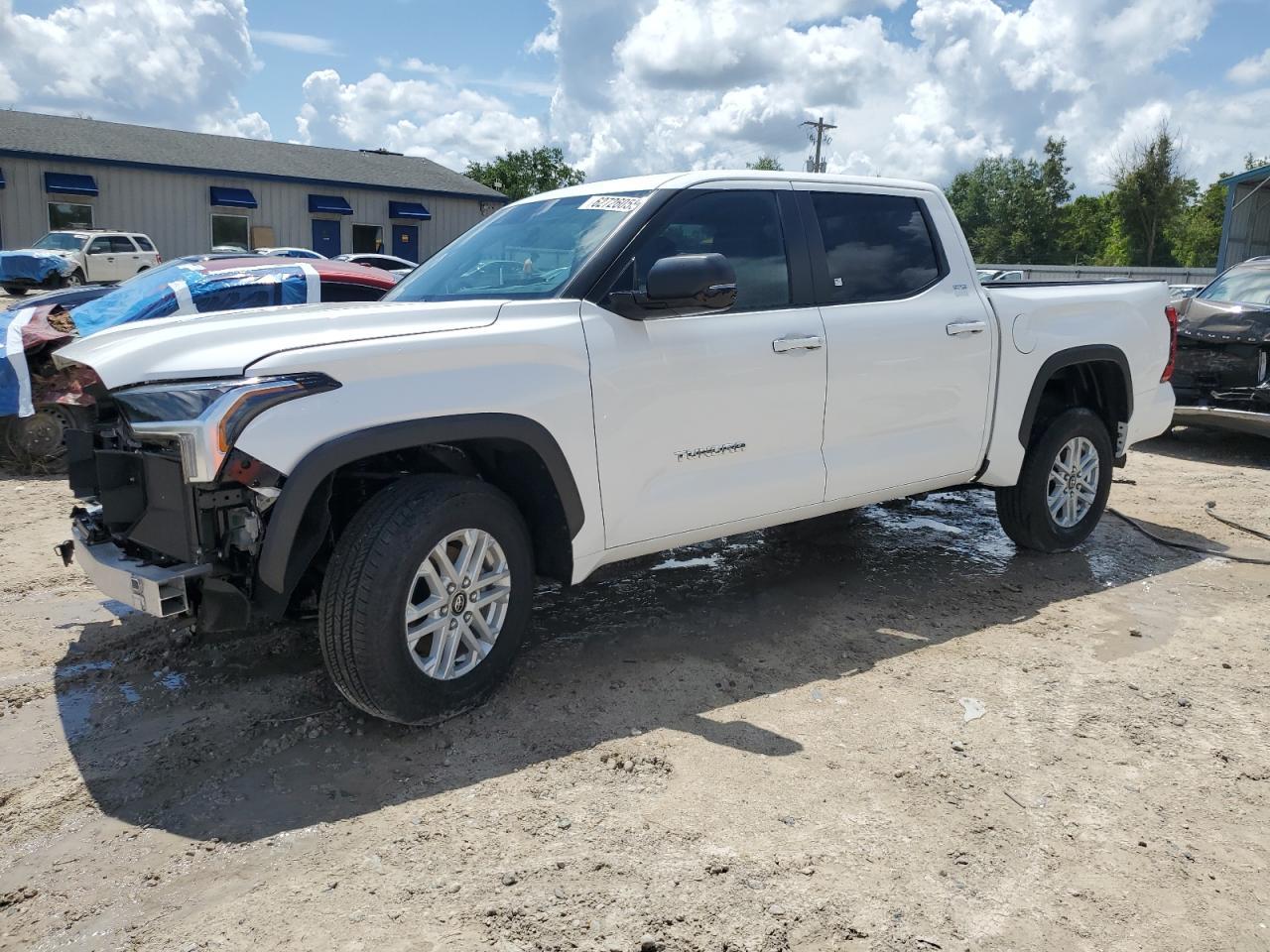 2025 Toyota Tundra SR5