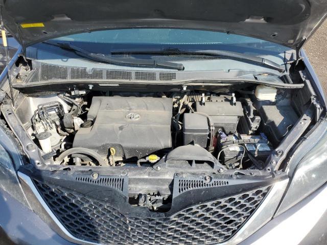 2011 Toyota Sienna Sport