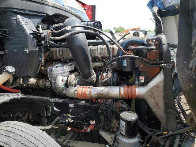 2020 Freightliner Cascadia 126 Semi Truck