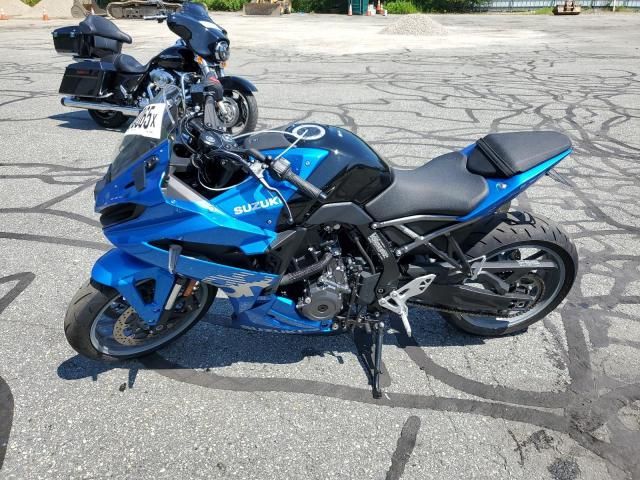 2024 Suzuki GSX800 F
