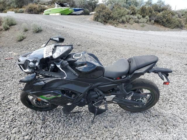 2025 Kawasaki EX650 R