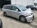 2020 Toyota Sienna xle 8-passenger