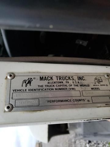2004 Mack CX613 Semi Truck