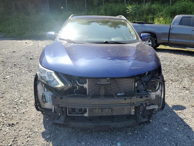 2018 Niss Rogue Sport sv