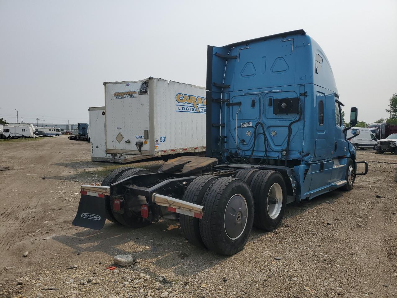 2020 Freigliner 2020 Freightliner Cascadia 126 Semi Truck