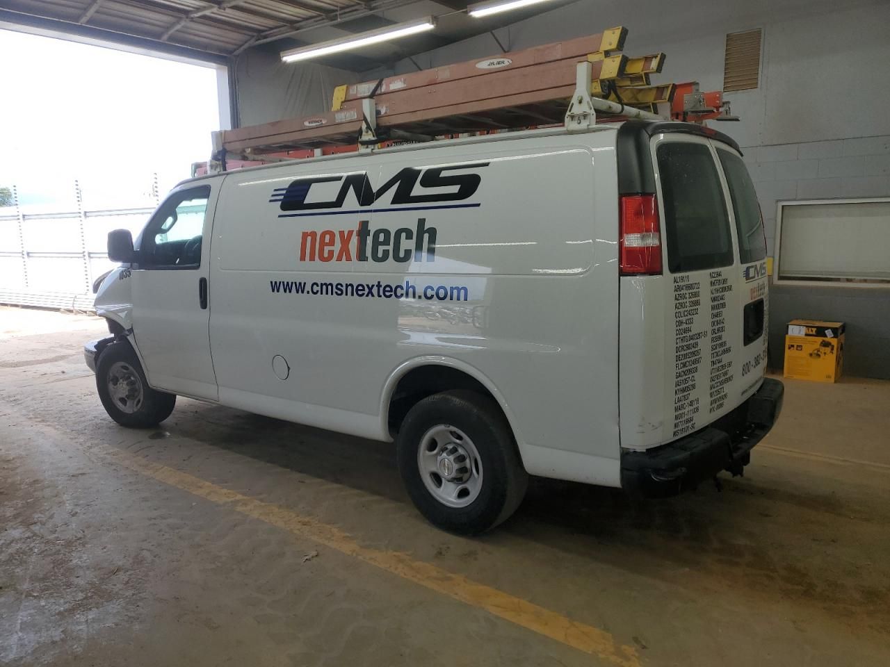 2020 Chevrolet Express G2500