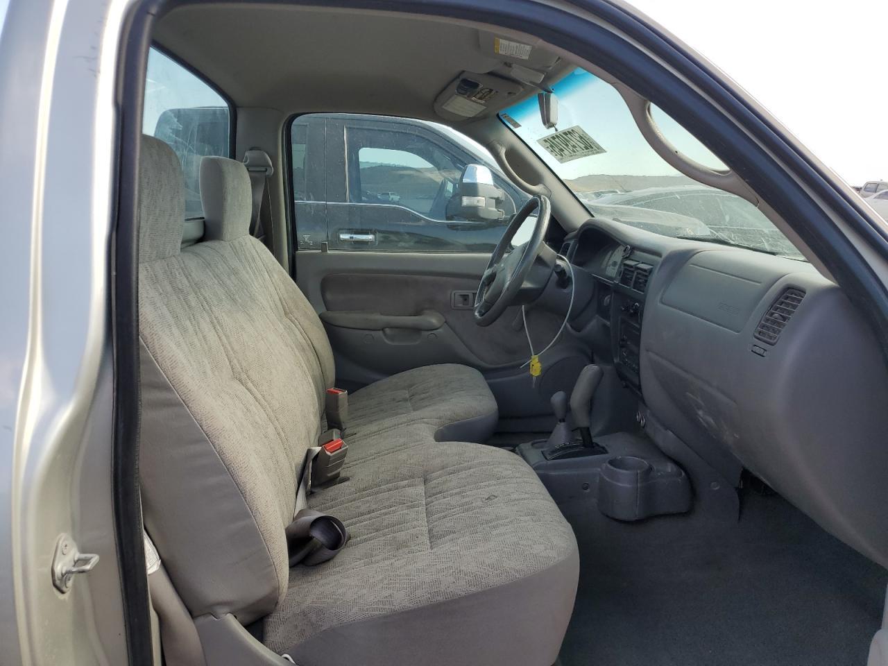 2004 Toyota Tacoma Base
