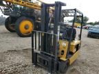 2004 Caterpillar Forklift