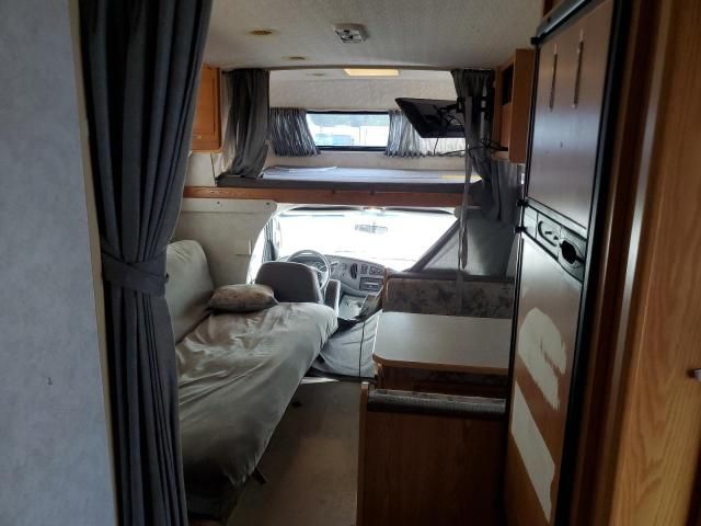 2004 Wino 2004 Ford Econoline E350 Super Duty Cutaway Van