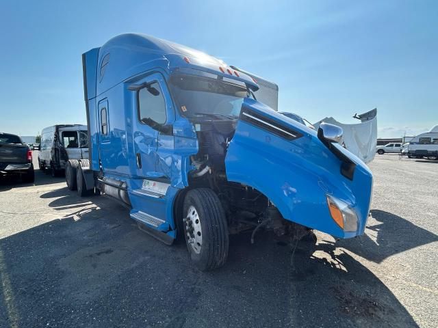 2022 Freightliner Cascadia 126