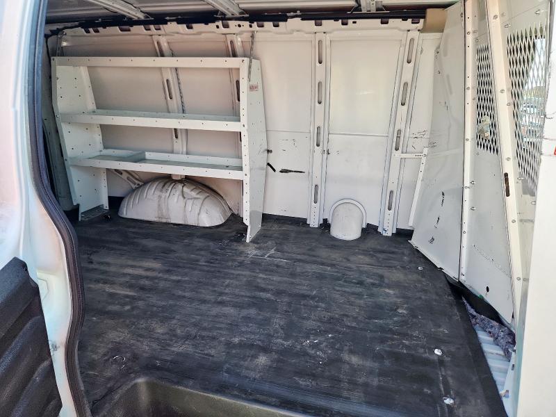 2023 Chev Express Cargo 2500 1