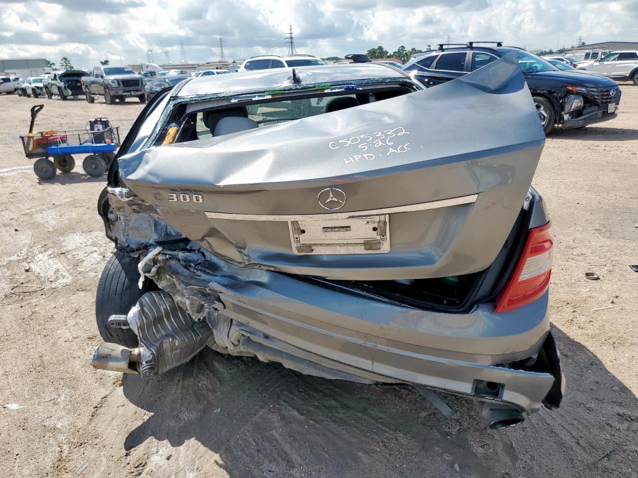 2011 Mercedes-Benz C300