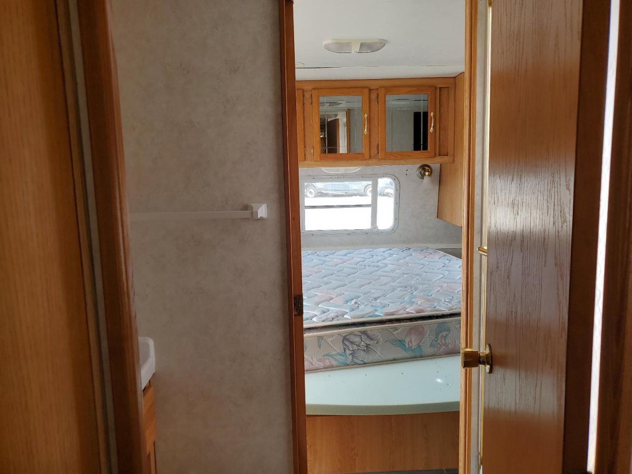 2003 Sunny Brook 5th Wheel