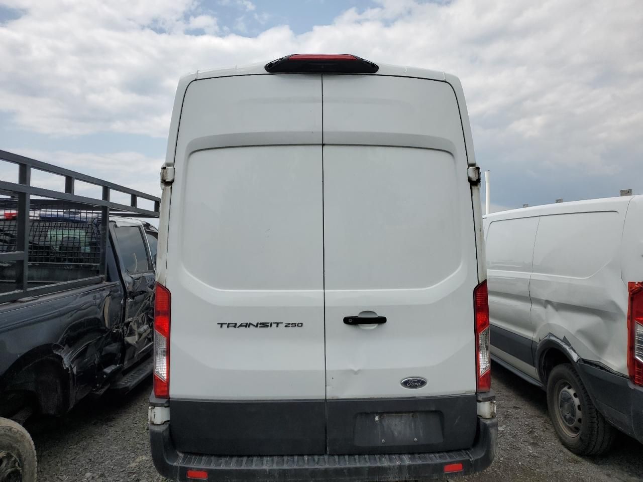 2021 Ford Transit T-250