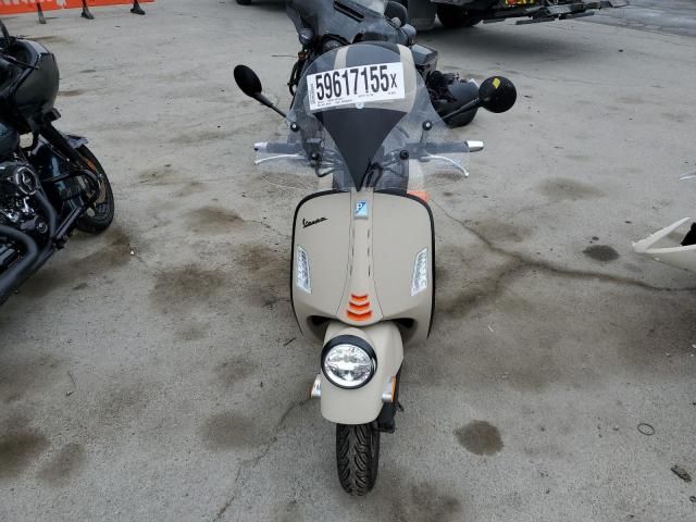 2024 Vespa GTS/SEI Giorni 300