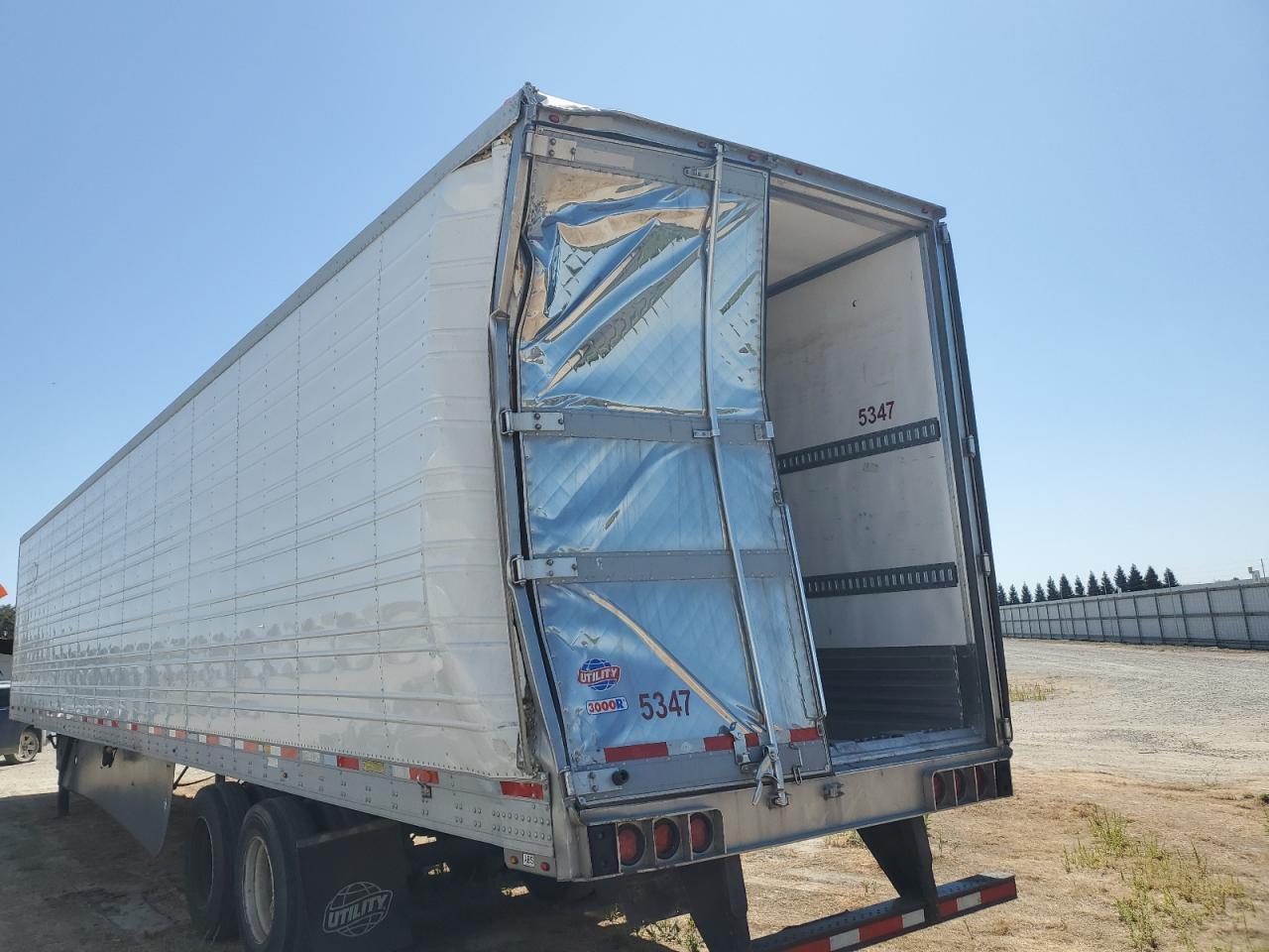 2023 Utility VS2RA Refrigerated Van Trailer