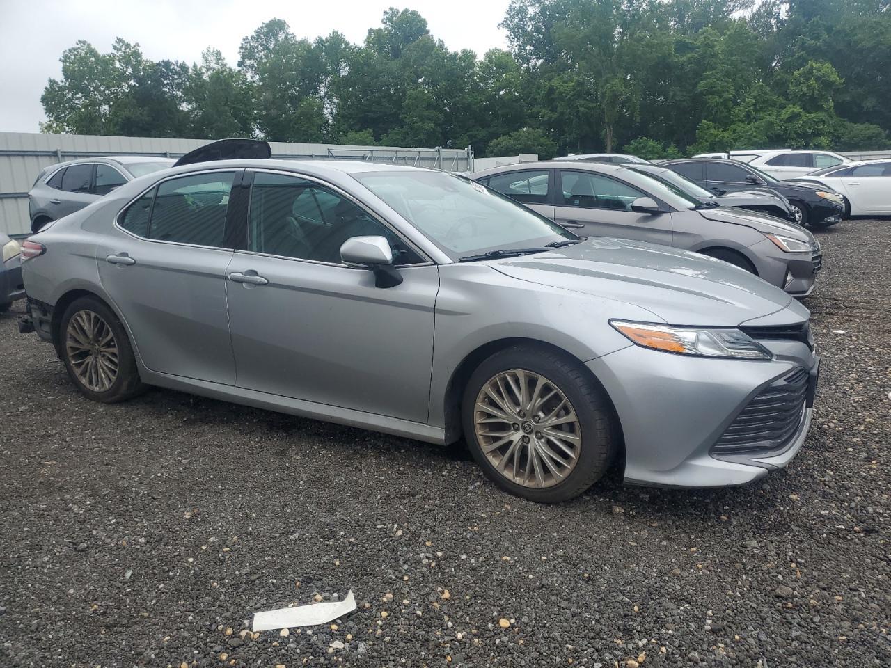 2020 Toyota Camry xle