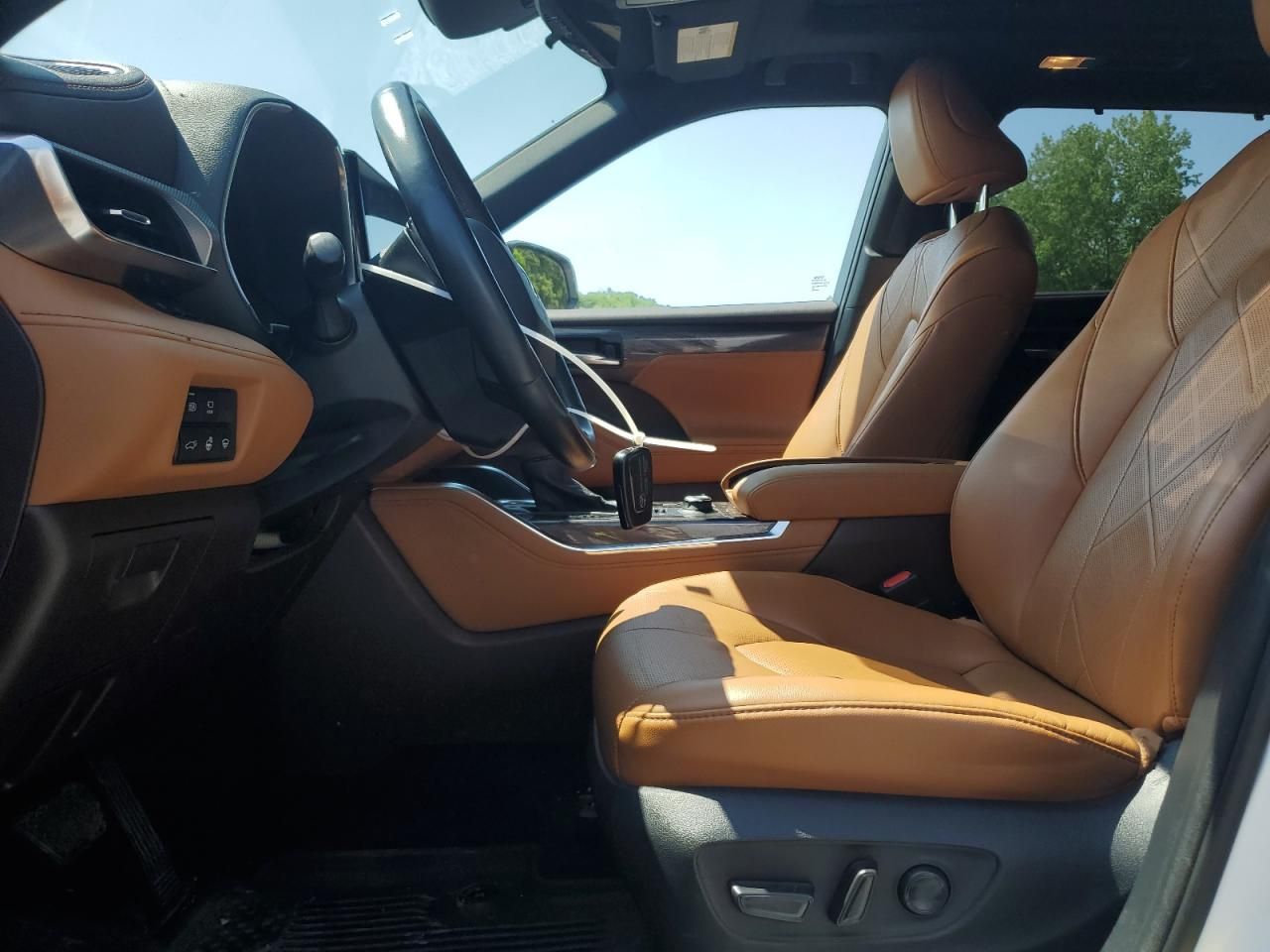 2021 Toyota Highlander Platinum