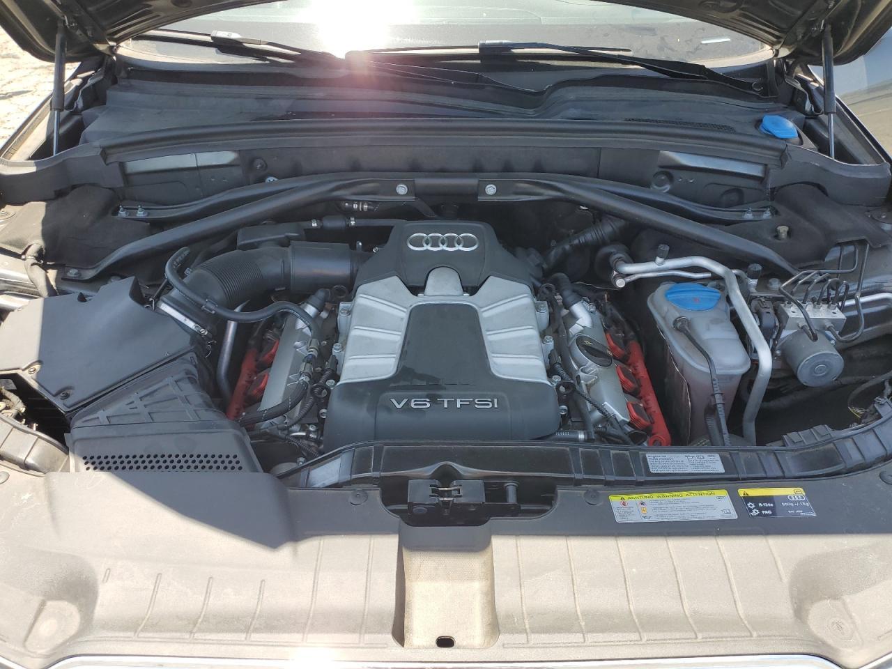 2015 Audi SQ5 Premium Plus