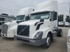 2016 Volvo VNL Semi Truck