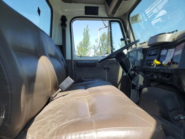 1997 International 4000 4800