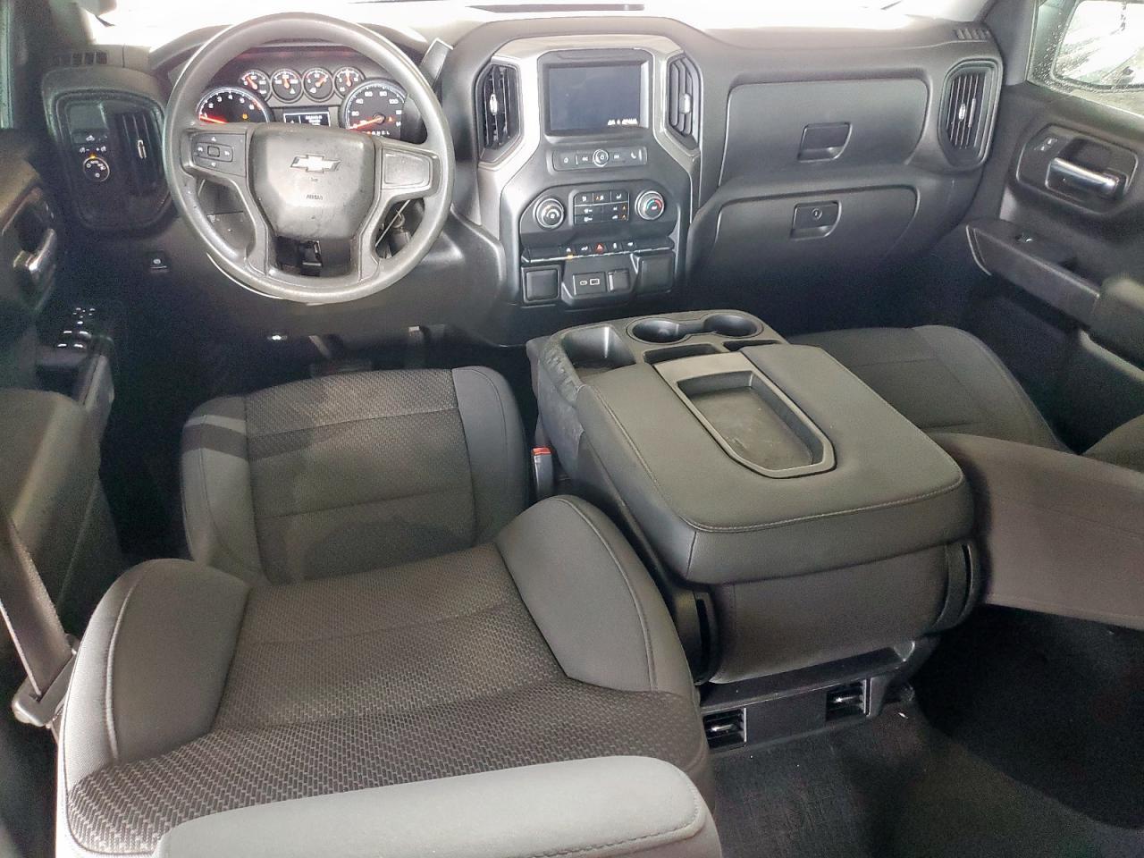 2022 Chevrolet Silverado ltd C1500 Custom