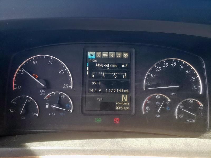 2018 Freightliner Cascadia 126