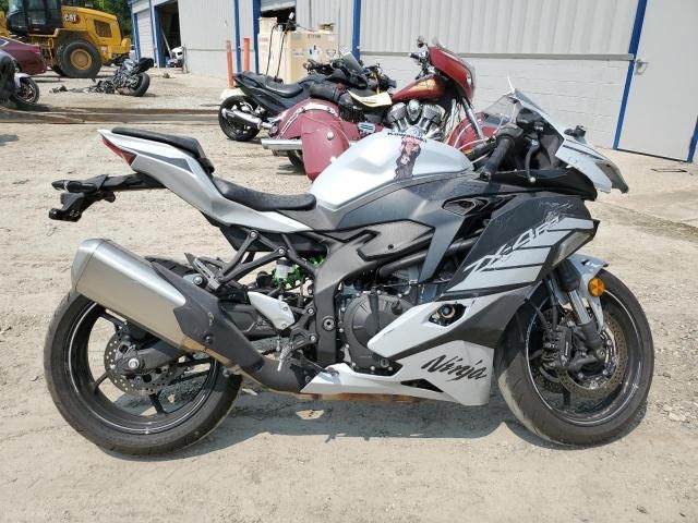 2025 Kawasaki ZX400 S