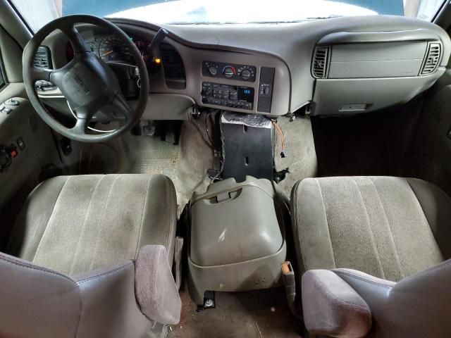 2000 GMC Safari XT