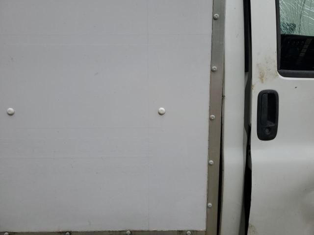 2012 GMC Savana Cutaway G3500