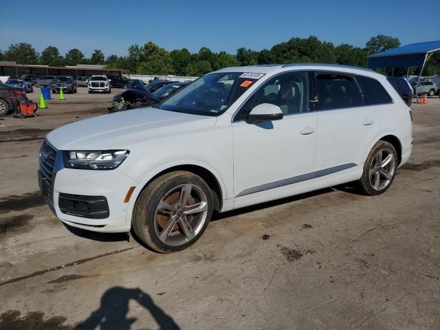 2019 Audi Q7 Prestige