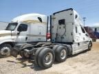2020 Freightliner Cascadia 126