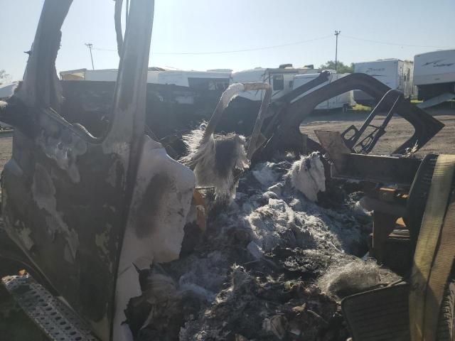 2024 Freightliner Cascadia 126