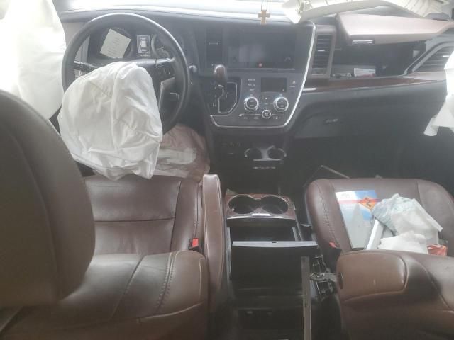 2015 Toyota Sienna XLE