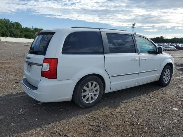2014 Chrysler Town & Country Touring