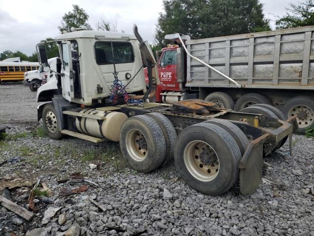 2004 Mack CX613 Semi Truck