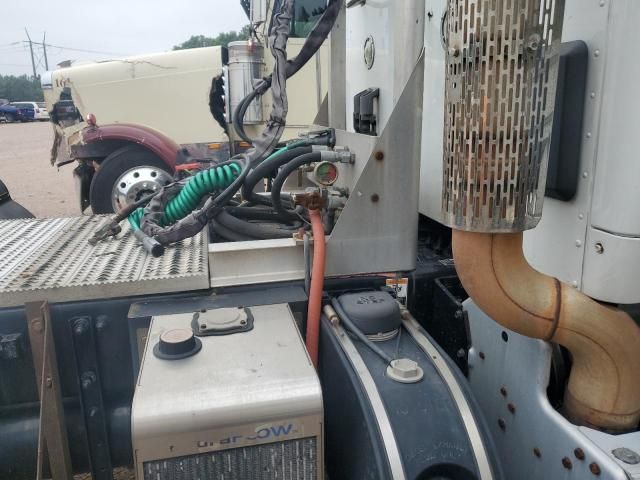 2016 Peterbilt 579