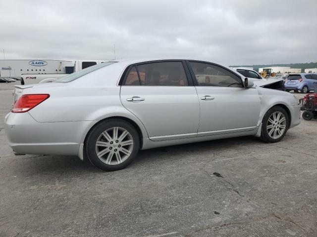 2010 Toyota Avalon xl